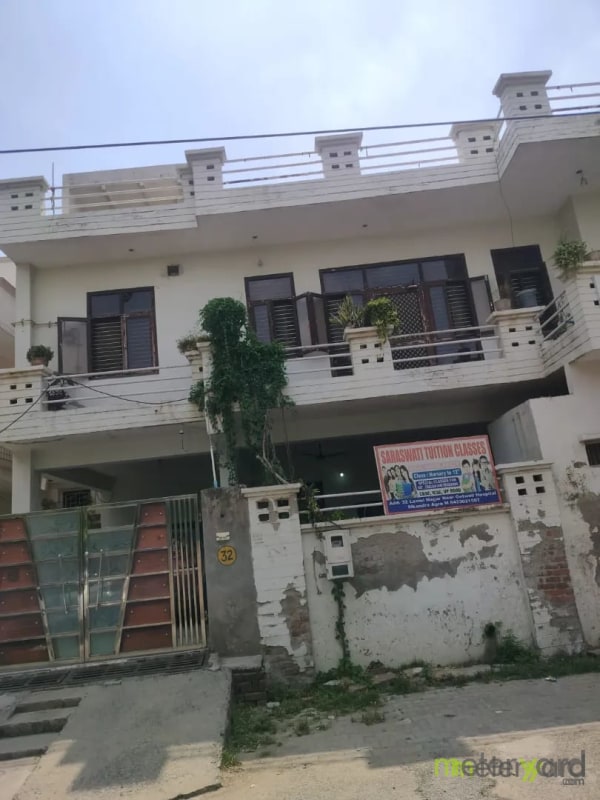 Property main image