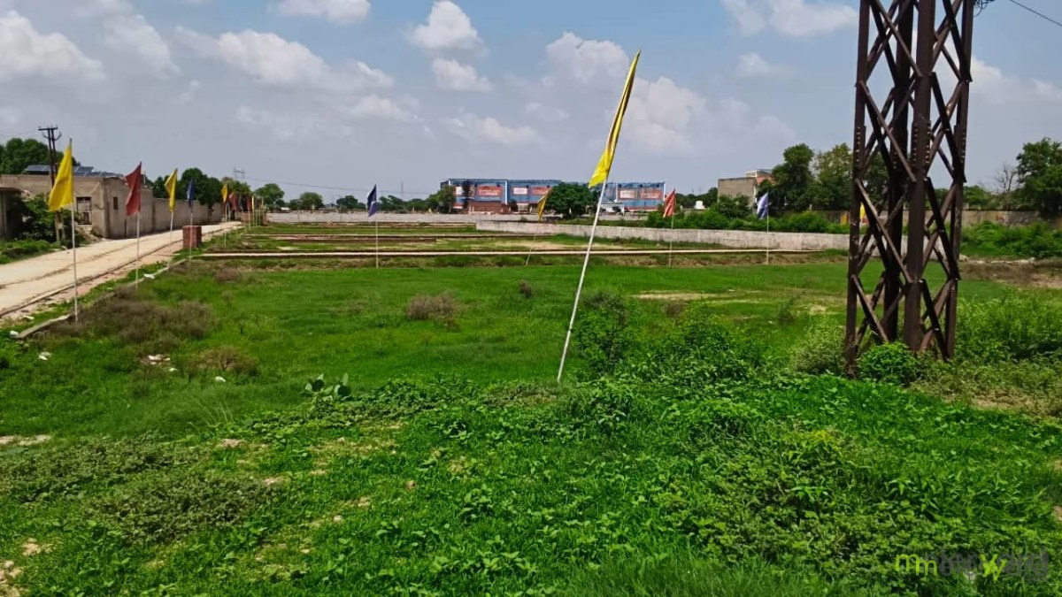 Property main image