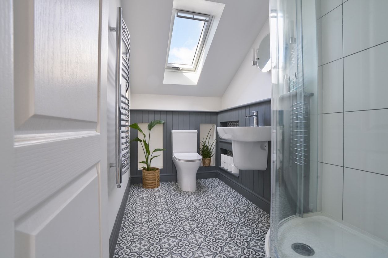 Toilet and sink installation in Norfolk