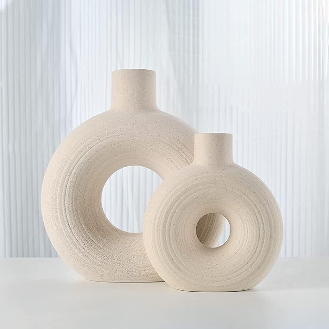 Stripped Donut Shape Vase Decor Set