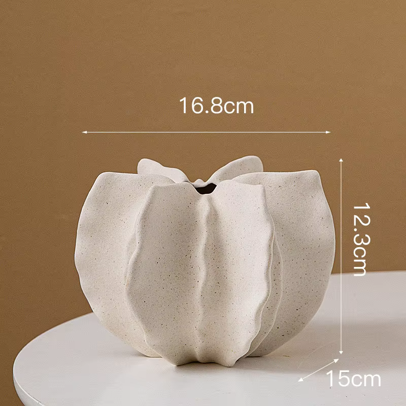 Crestwave Ceramic Vase Set