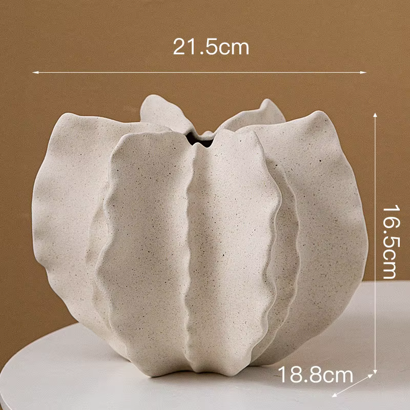 Crestwave Ceramic Vase Set