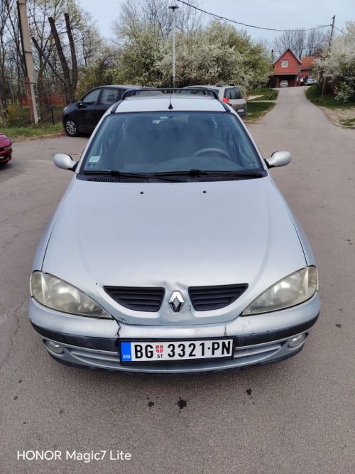 Reno megan 1.4 benzin