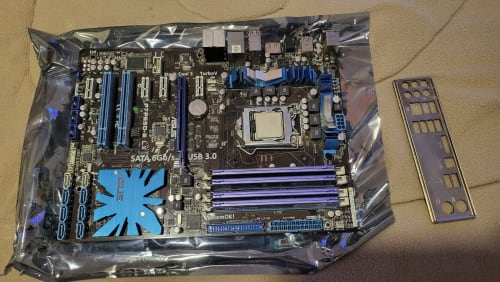 ASUS P7P55D-E LX + Intel i7 870 + Kuler + 16GB DDR3 RAM