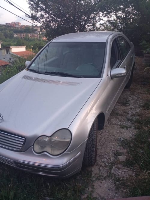 Mercedes C200 2.2 CDI 85KW 2001 God