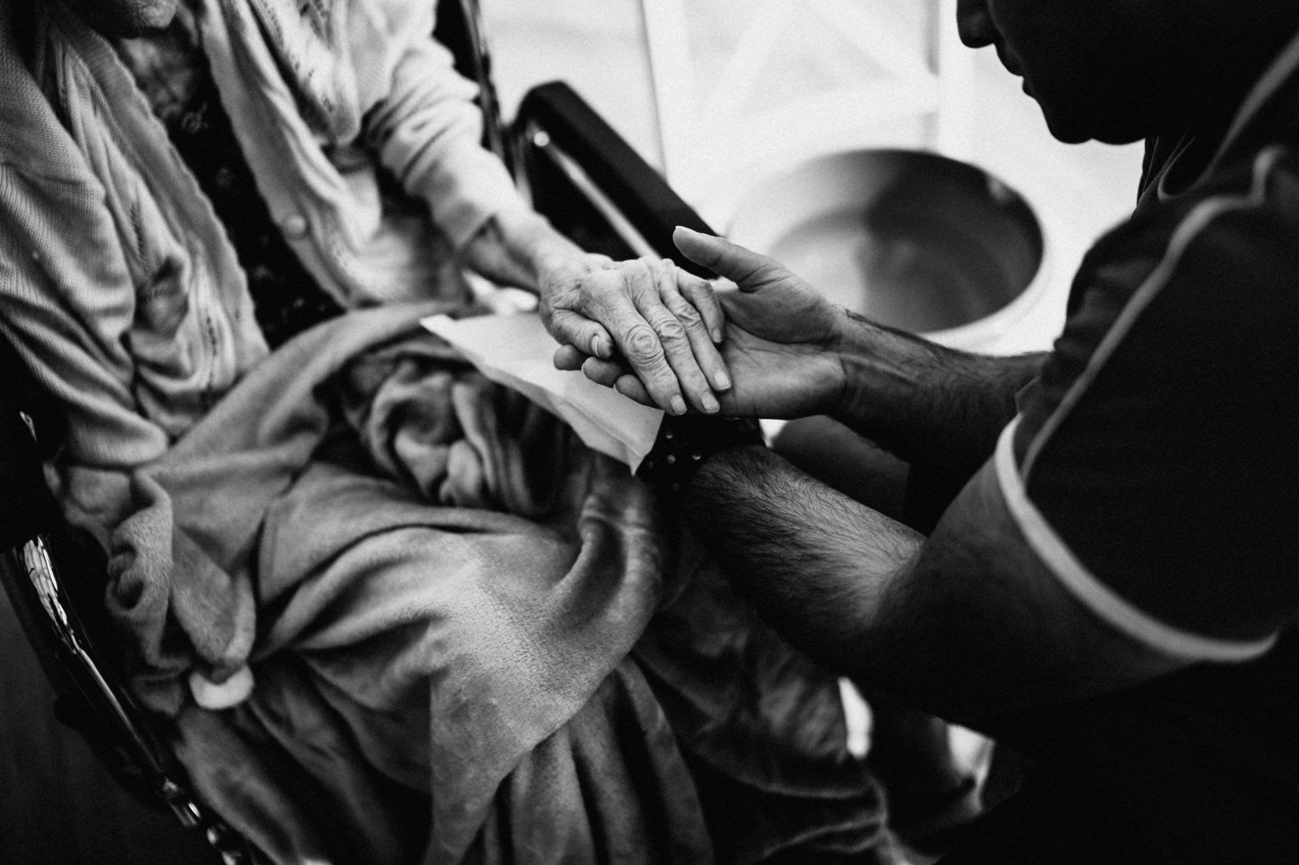 Pflegeheim oder ambulante Pflege? Kosten (2026)