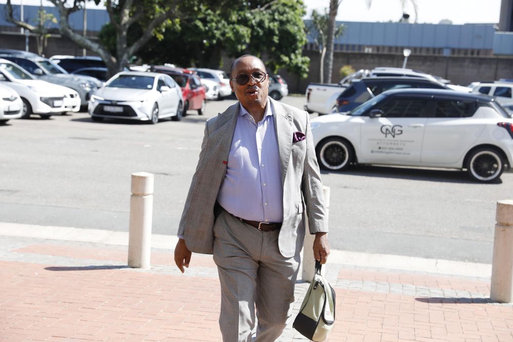 Witness unable to verify exact timing of cellphone seizure in Durban corruption trial