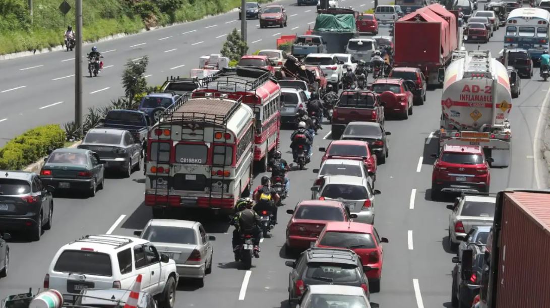 Gobierno analiza ajustar subsidio a combustibles según consumo y presupuesto