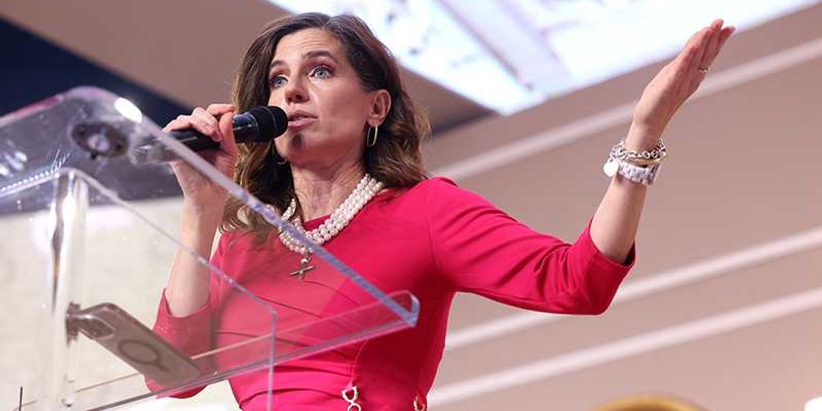 Trump Endorses South Carolina Lieutenant Governor Pam Evette for Governor, Sidelines Other MAGA Candidates