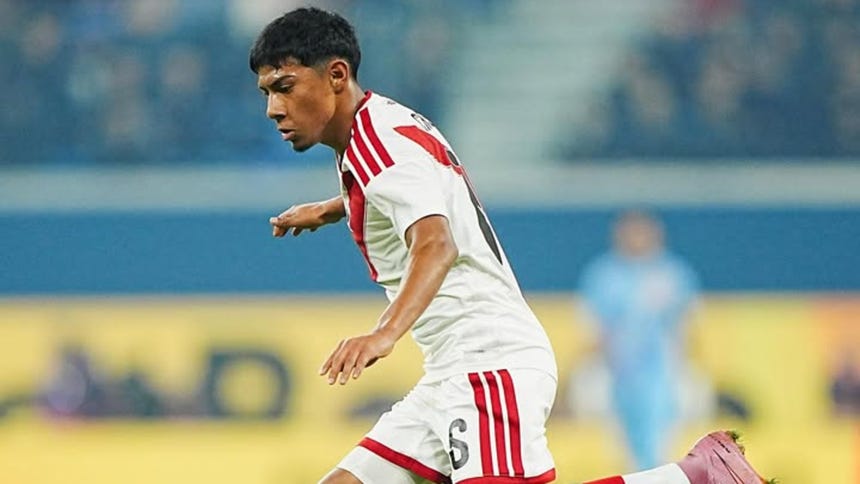 Maxloren Castro convocado a la Selección Peruana para los amistosos previos al Mundial 2026