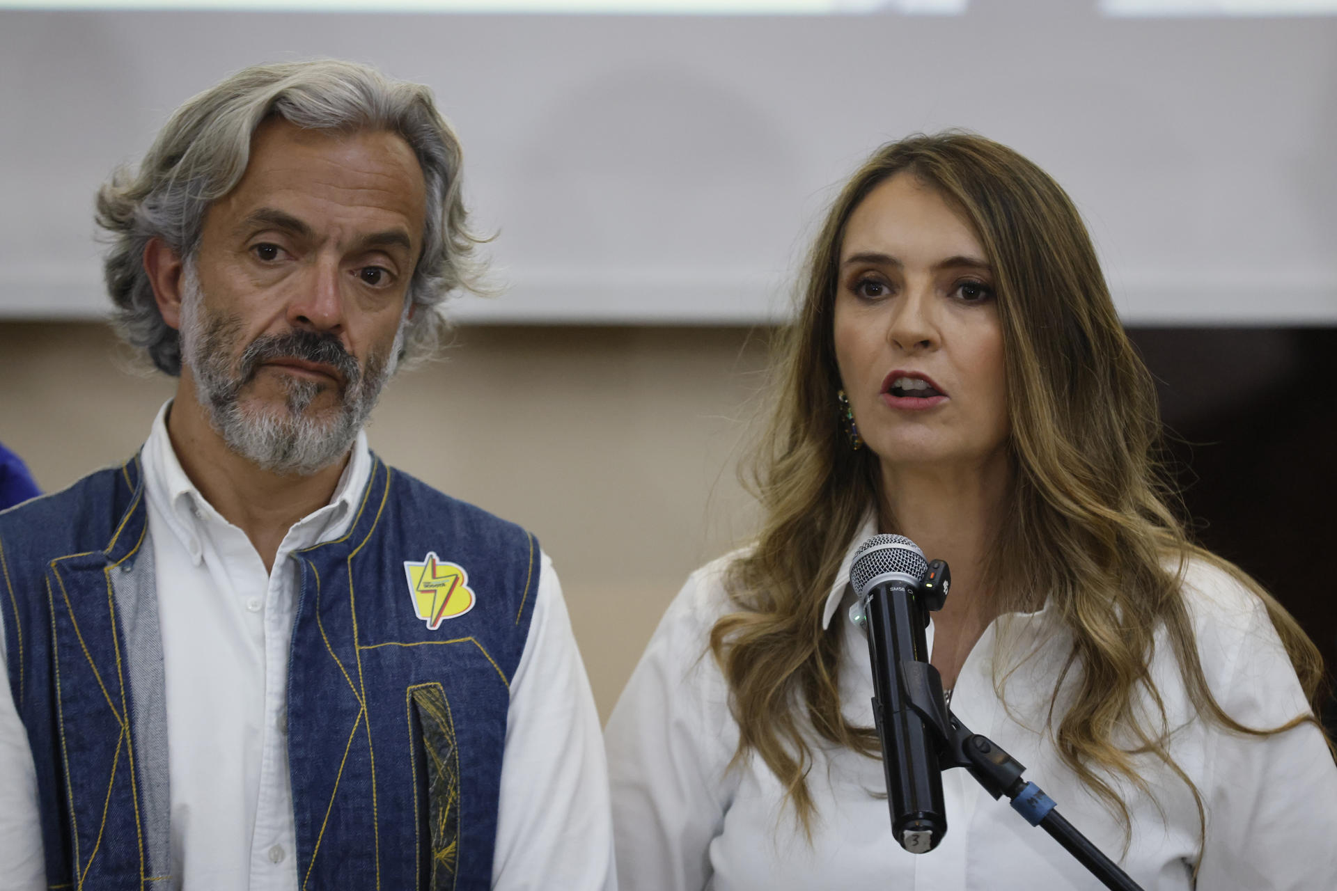 Paloma Valencia anuncia su respaldo a Abelardo de la Espriella para la segunda vuelta presidencial en Colombia