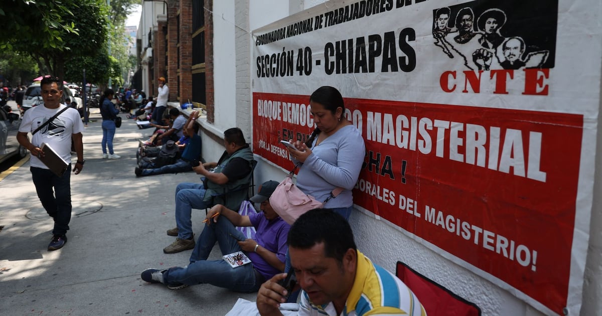 Marcha de la CNTE en CDMX provocará cierres viales este lunes; rutas y horarios confirmados