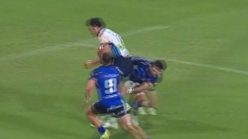 Joseph-Aukuso Suaalii shines with powerful run despite Waratahs' narrow loss