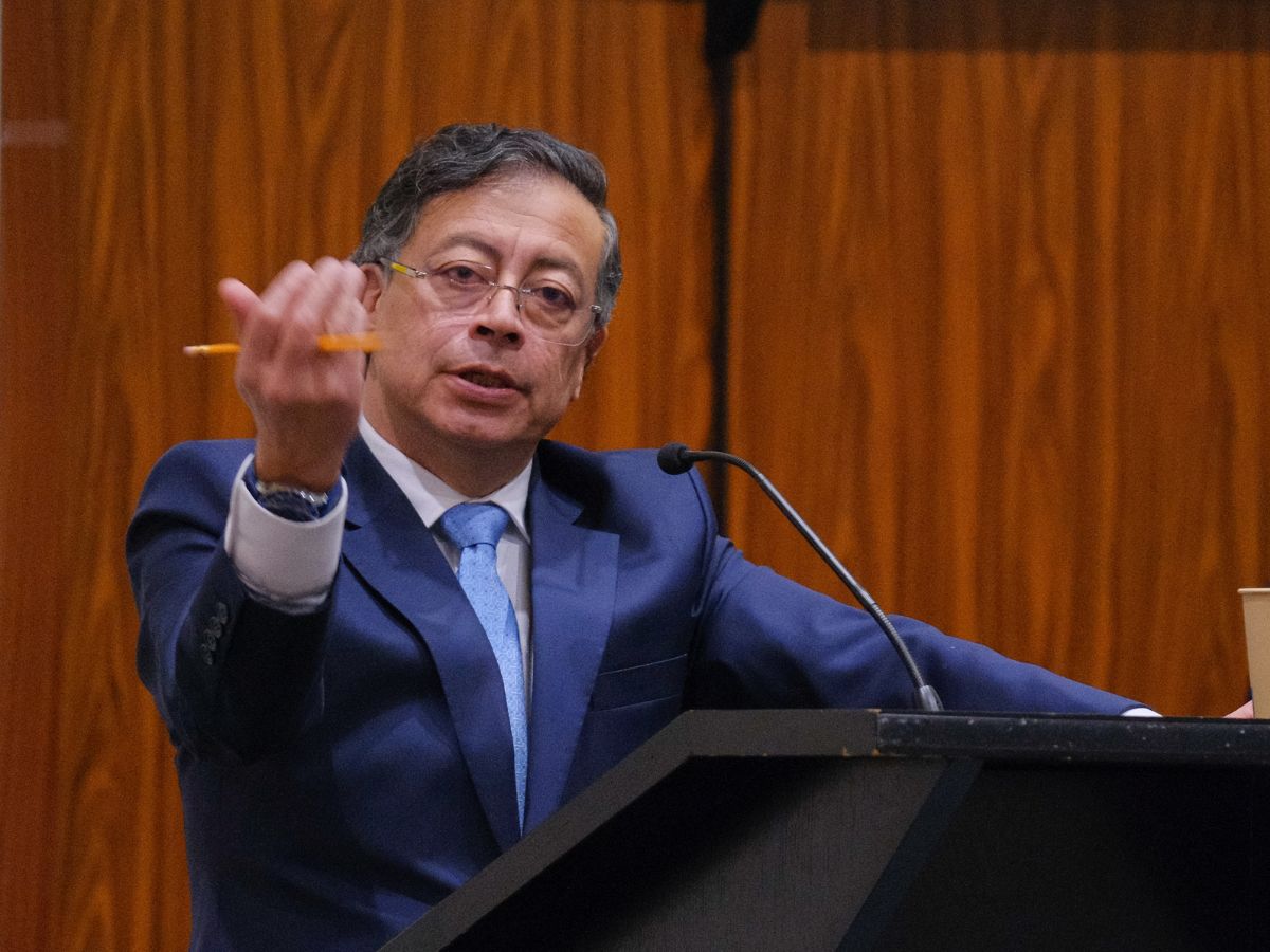 Verificación aclara que acusaciones de fraude electoral de Petro son infundadas