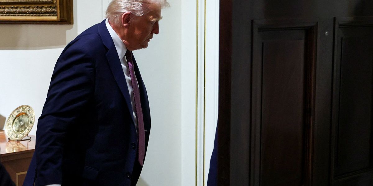 Analyst Criticizes Reported Iran Agreement Terms and Says Trump May Seek a Quick Exit from Negotiations