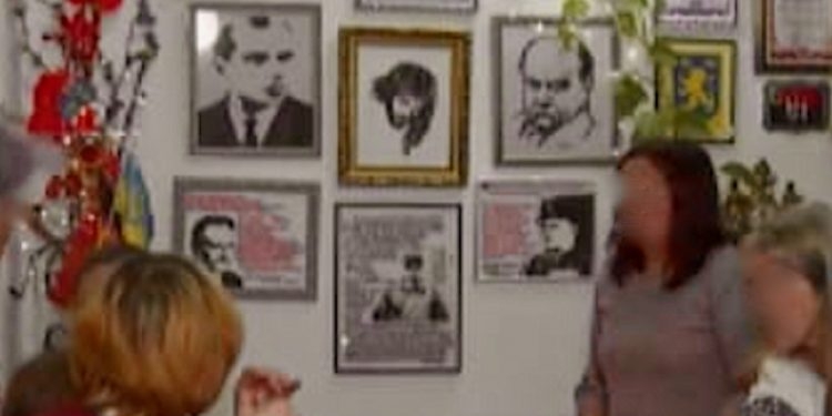 Polémica por un reportaje de TVE sobre una familia ucraniana en España y la presencia de simbología ultranacionalista