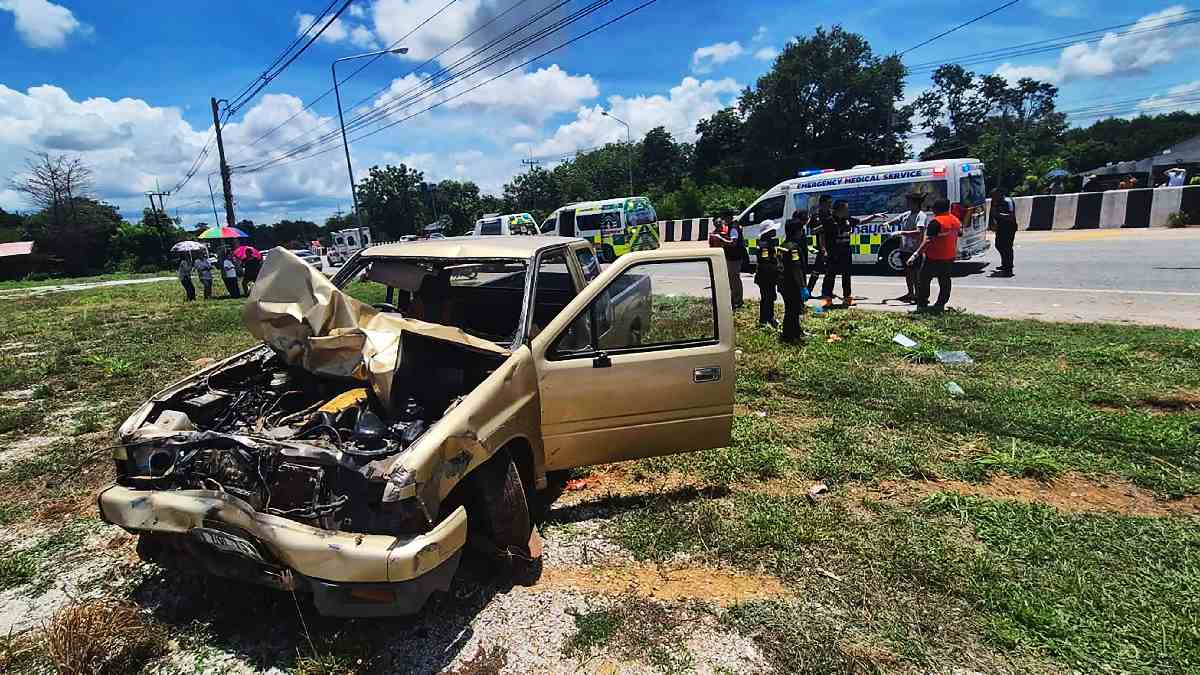 Niño de 11 años provoca accidente en Tailandia: mueren 9 monjes budistas atropellados