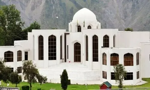 AJK Supreme Court postpones hearing on Election Commission petition regarding PTI provisional registration