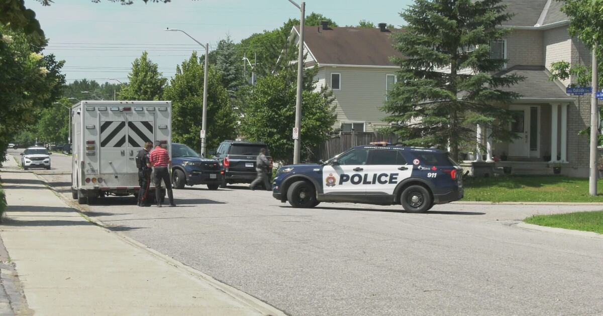 Ottawa police rescue woman after 14-hour hostage ordeal at residential home