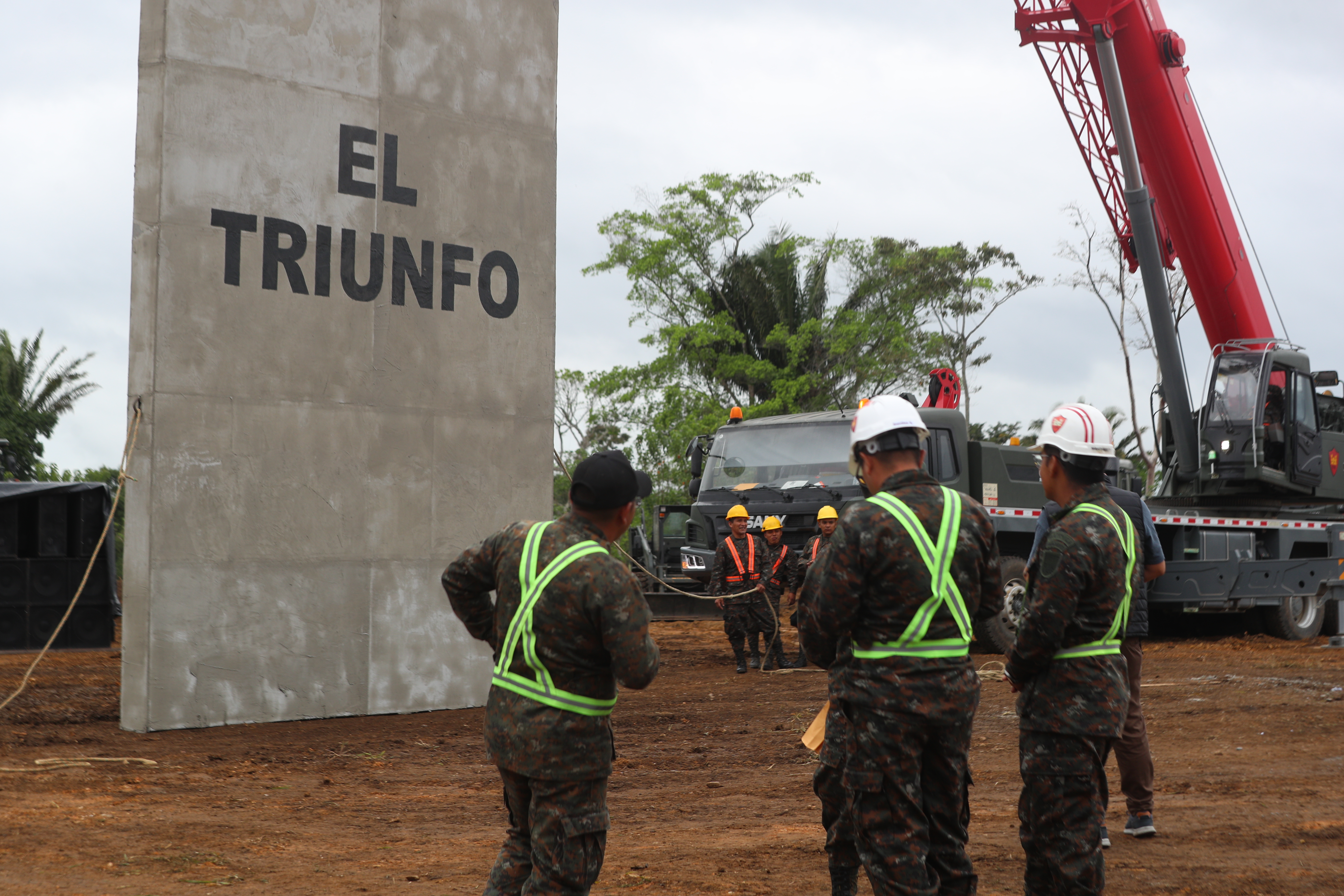 Gobierno defiende construcción de cárcel El Triunfo en zona estratégica de Izabal vinculada al crimen organizado