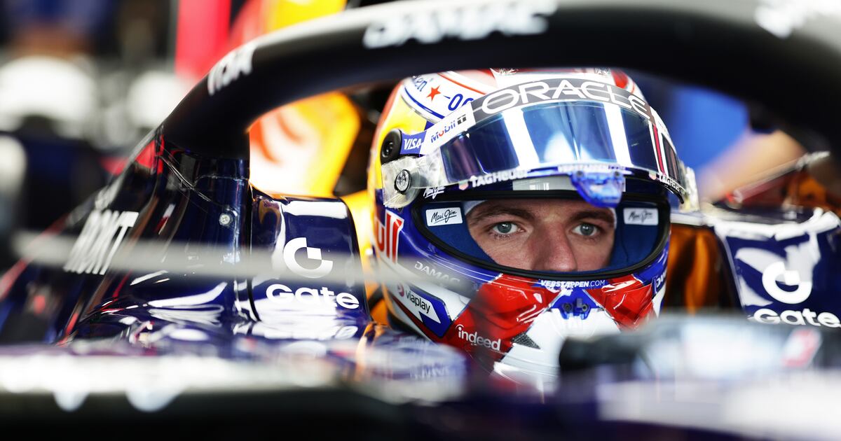 Verstappen criticizes F1's Lego car parade as unprofessional