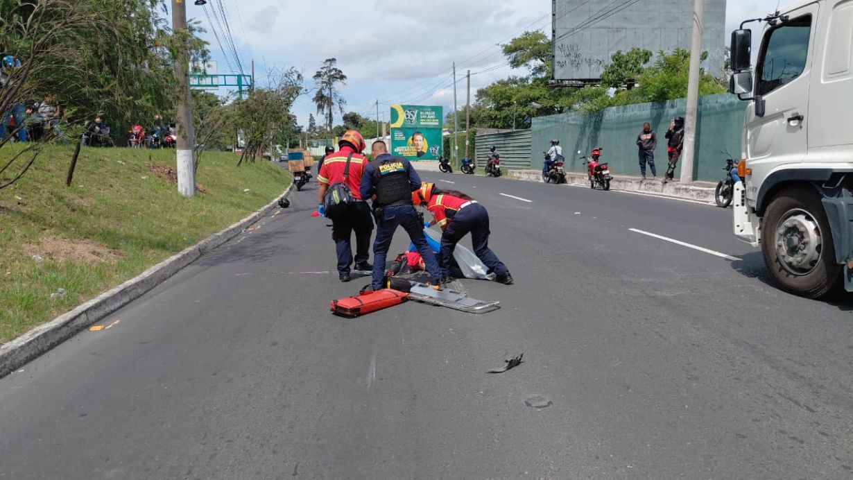 Accidente en el bulevar El Naranjo causa congestión en El Periférico