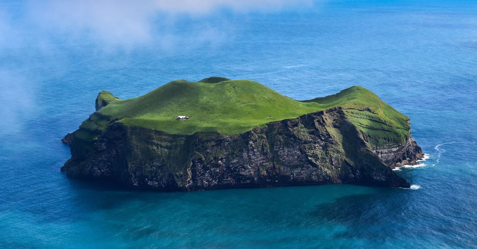 A Remote House in Iceland's Vestman Islands and Its Surprising History