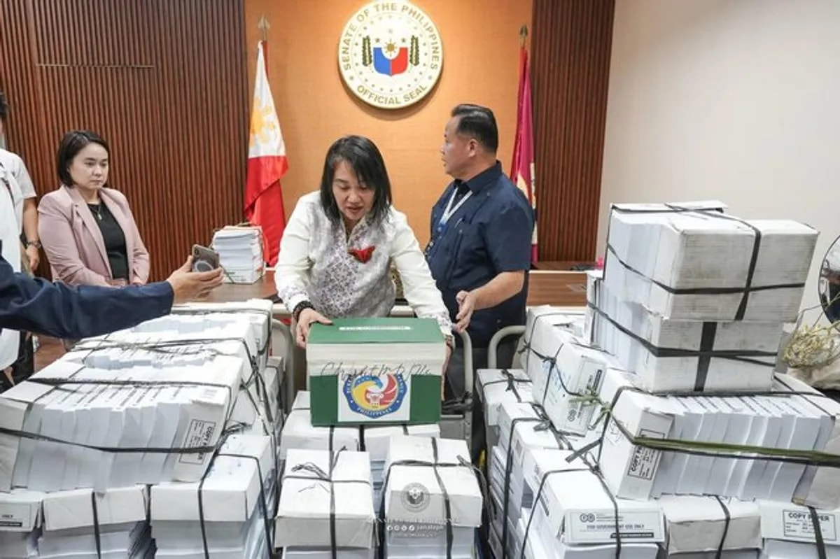 Lacson Supports Return of BIR Green Box to House Prosecutors as Senate Prepares for Duterte Impeachment Trial