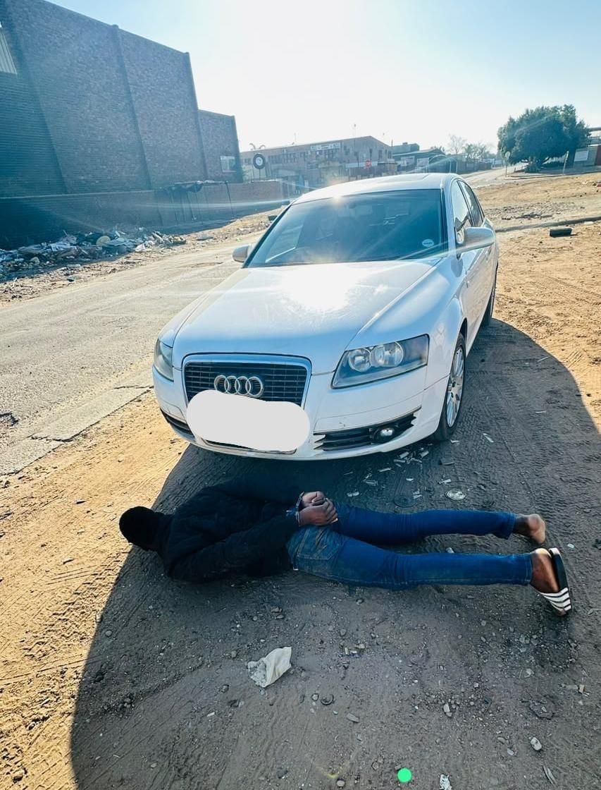 Limpopo police seize R35000 worth of illicit cigarettes during targeted operation