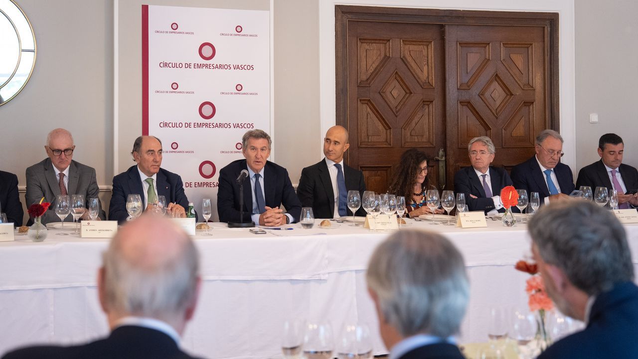 Feijoo Criticizes Absenteeism in Spain as a Major Economic Concern