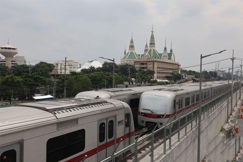 MRT-7 roof installation causes temporary lane closures on North Avenue