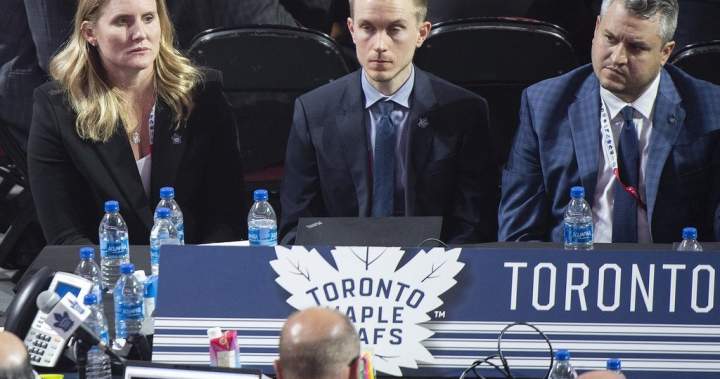 Hayley Wickenheiser leaves Toronto Maple Leafs after eight seasons