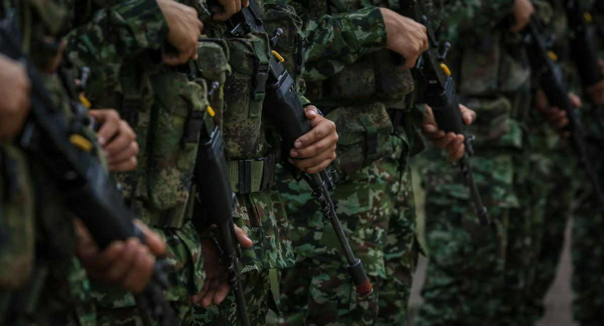 Informe revela fallas técnicas en fusil Jaguar y riesgos para soldados