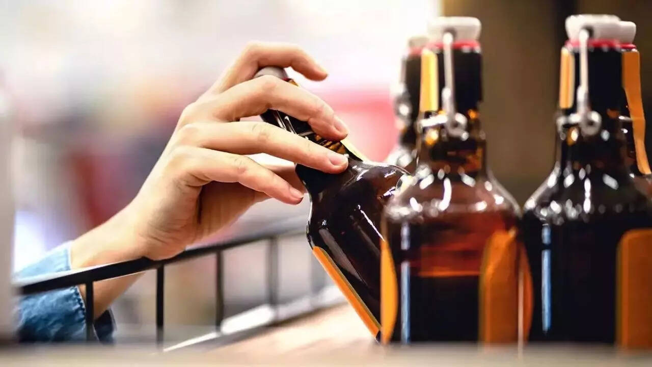 FSSAI probes alcohol brands for misleading age claims and flavor additives