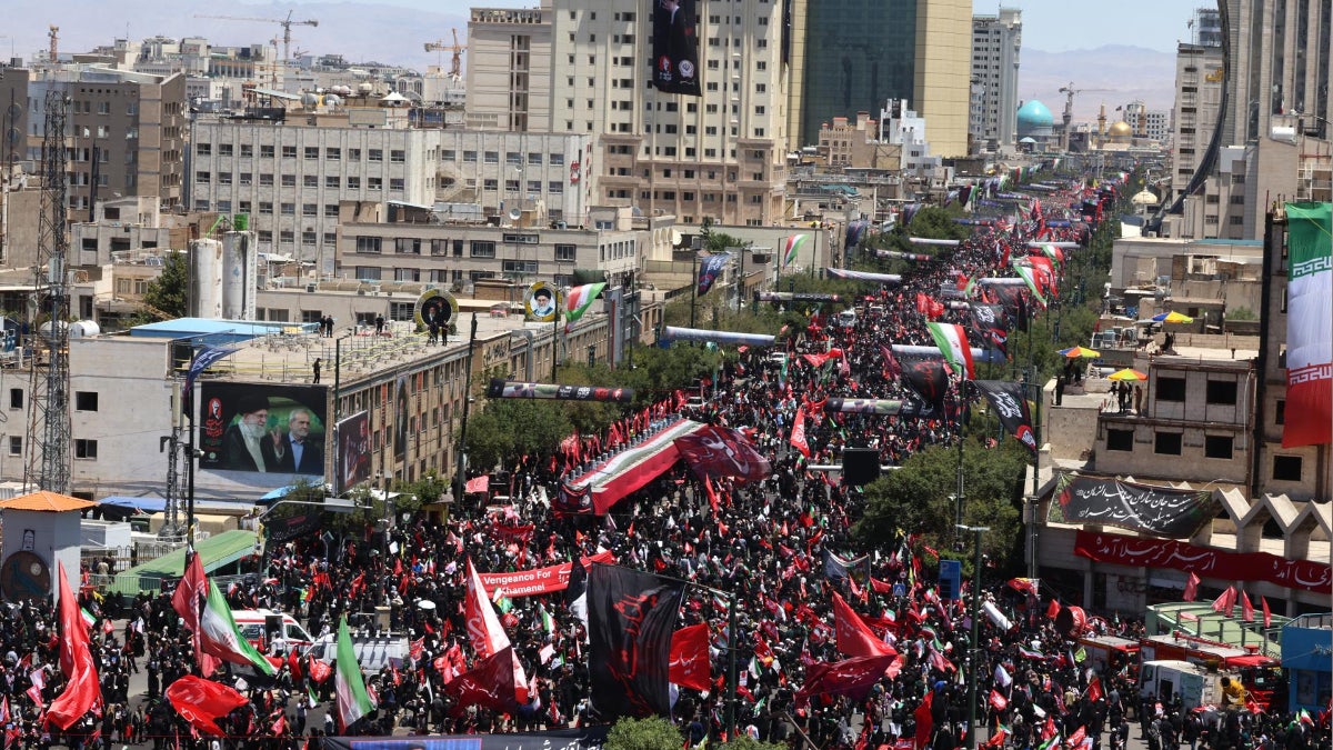 Tensión internacional tras los funerales de Alí Khamenei y nuevos conflictos entre Irán y Estados Unidos