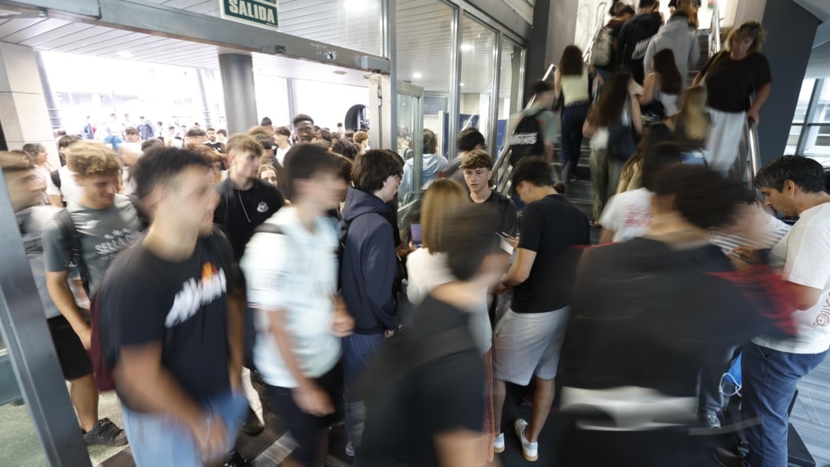 Controversia en la PAU vasca: discrepancias en calificaciones y demandas judiciales