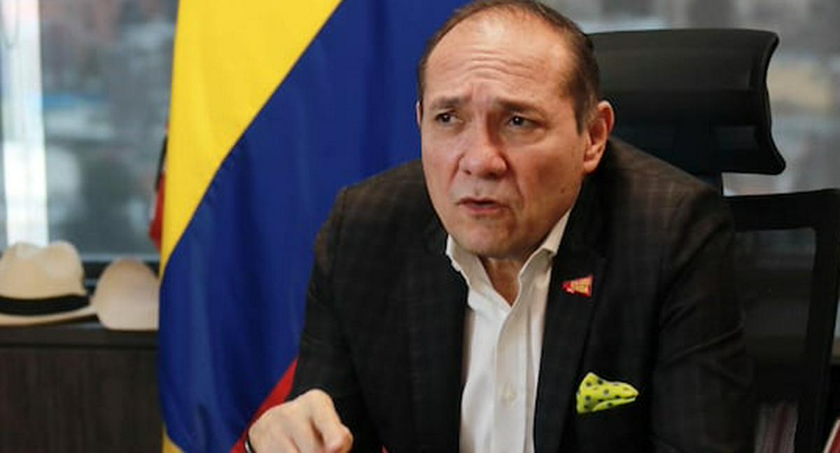 Tribunal revocó orden de arresto contra ministro de Trabajo por cumplir tutela
