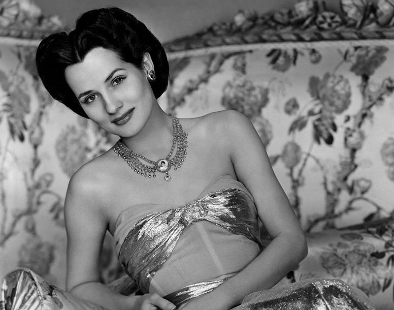Brenda Marshall: A Graceful Icon of 1940s Hollywood Cinema
