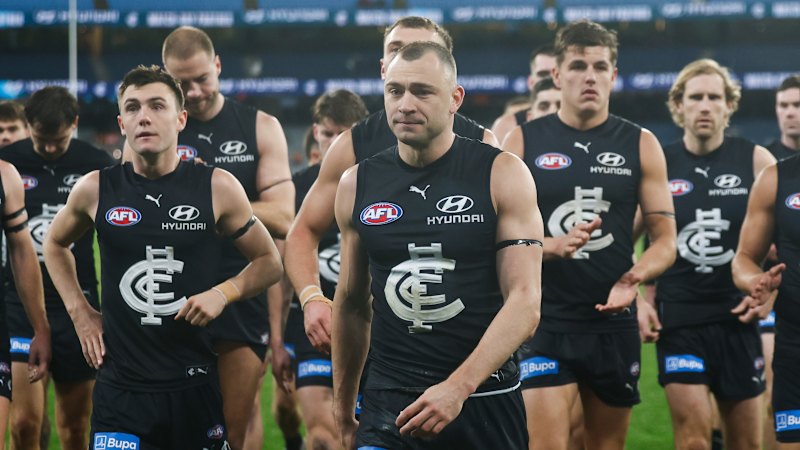 Hawks Secure Victory Over Carlton, Ending Fraser's Winning Streak