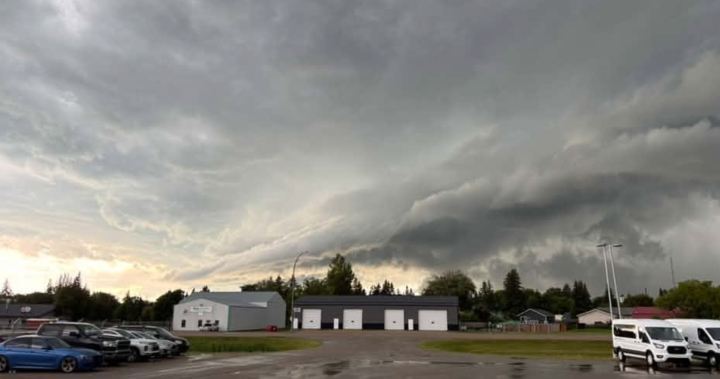 Extreme weather and tornadoes hit Saskatchewan and Manitoba as heat wave persists