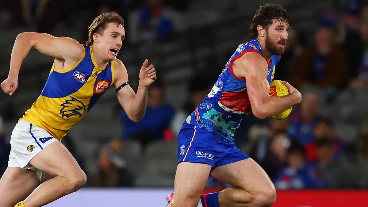 Western Bulldogs overcome West Coast Eagles in thrilling AFL clash