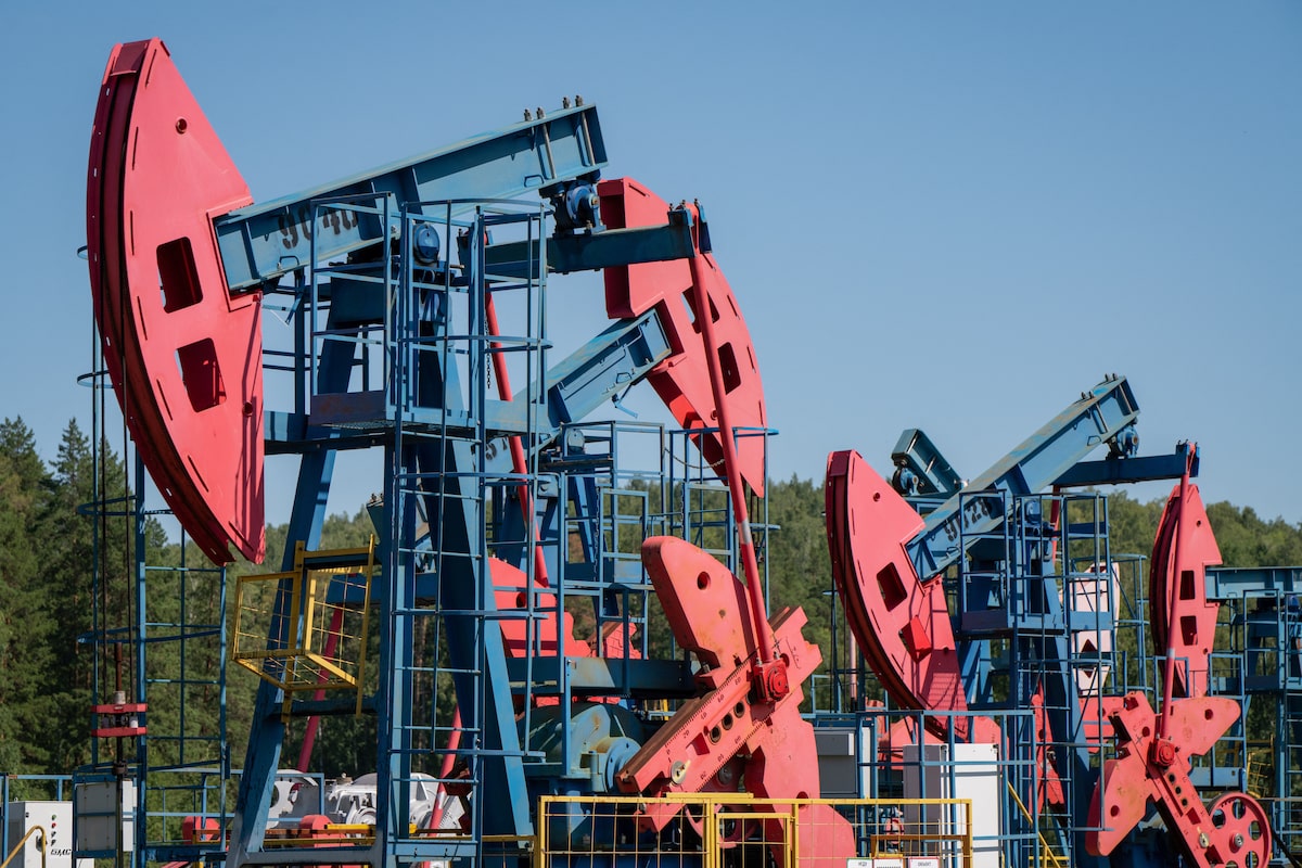 Oil Prices Rise Amid Escalating Tensions Between U.S. and Iran in Middle East