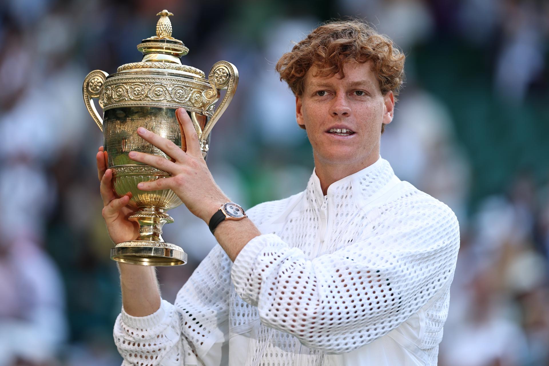 Sinner repite título de Wimbledon tras emocionante final contra Zverev
