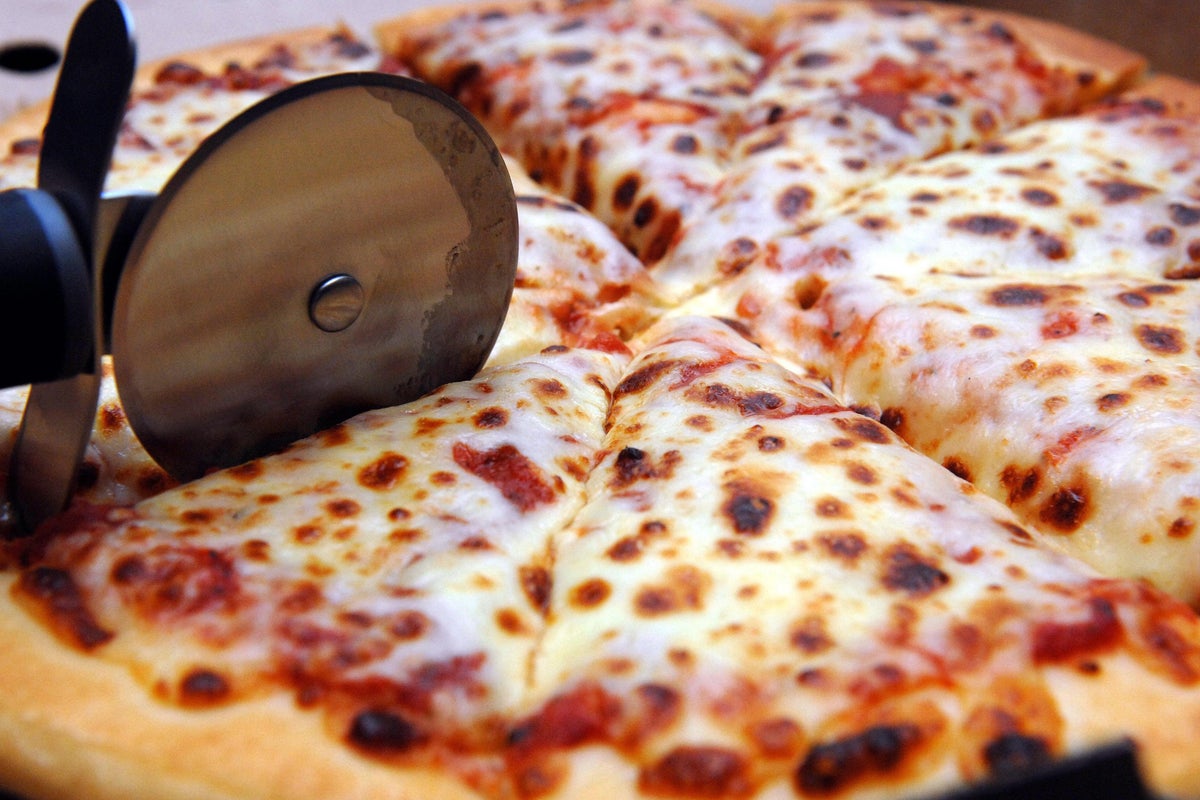 Pizza Chain to Close 50 Underperforming Stores After Significant Losses