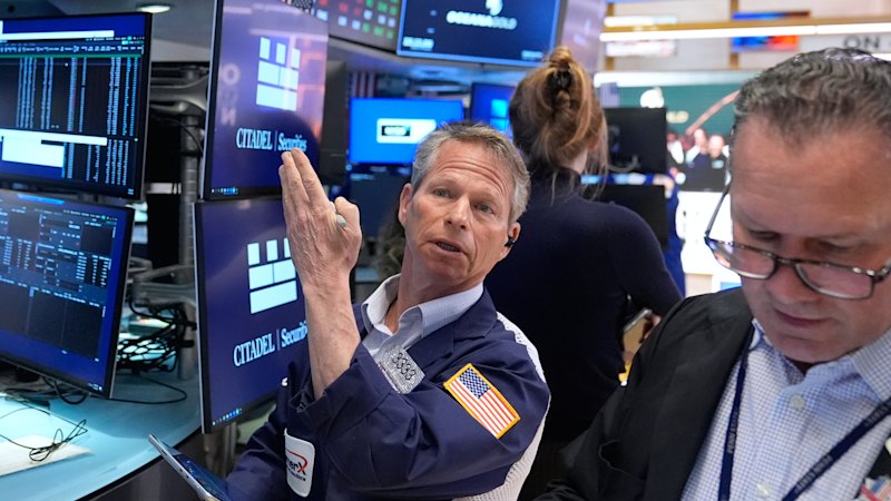 Oil prices rise on Hormuz tensions as global markets decline
