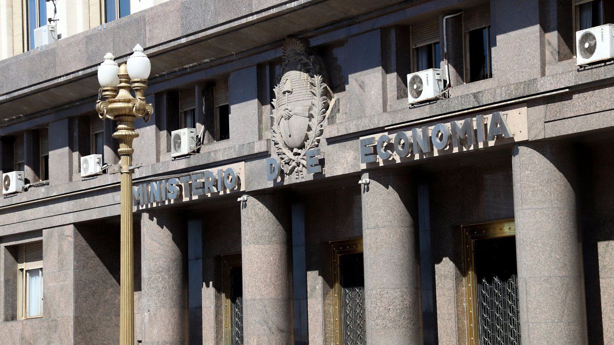 Argentina emite nuevos instrumentos financieros para gestionar su deuda externa