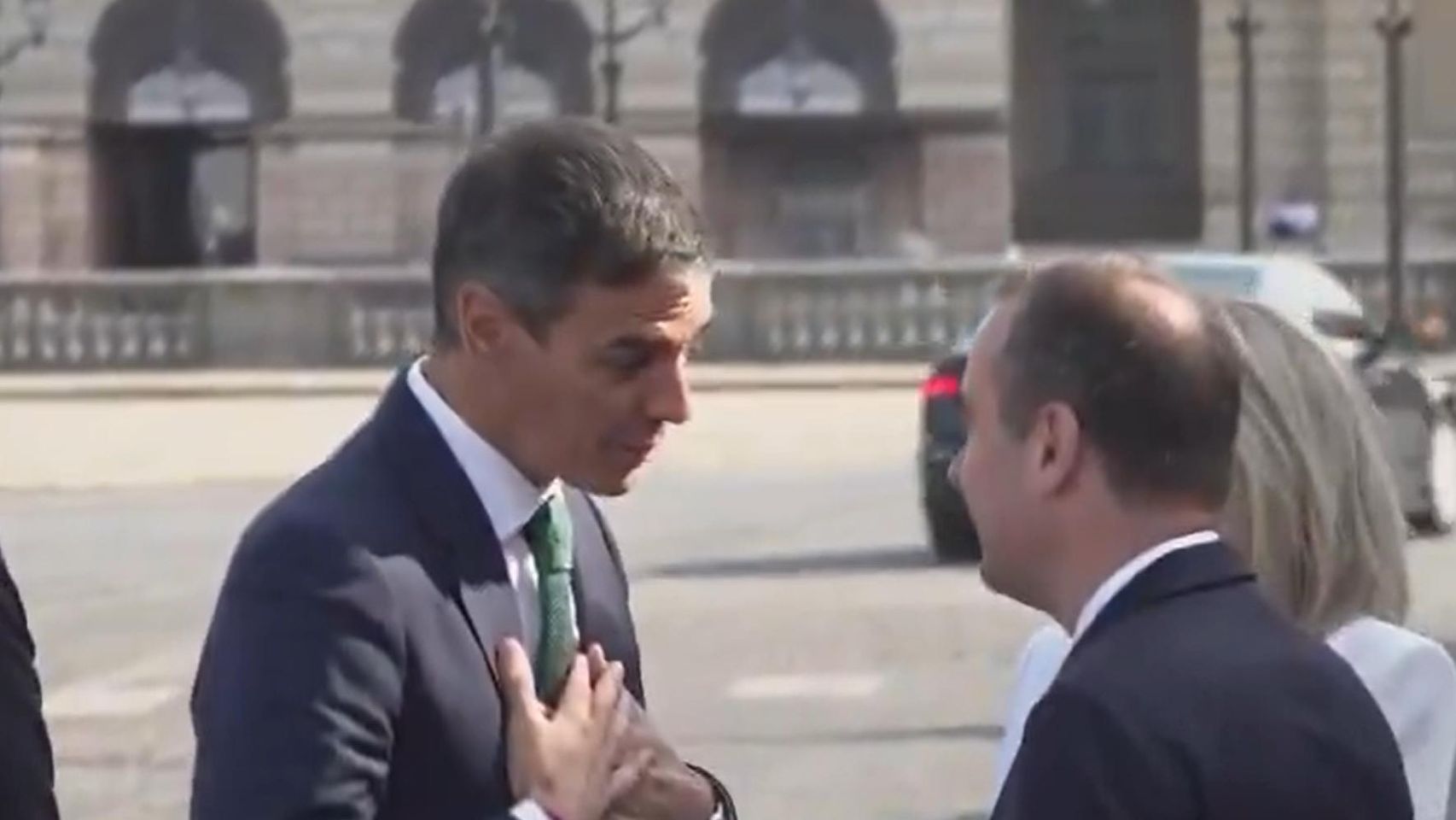 Sánchez pide disculpas por las críticas de Rajoy a la selección francesa