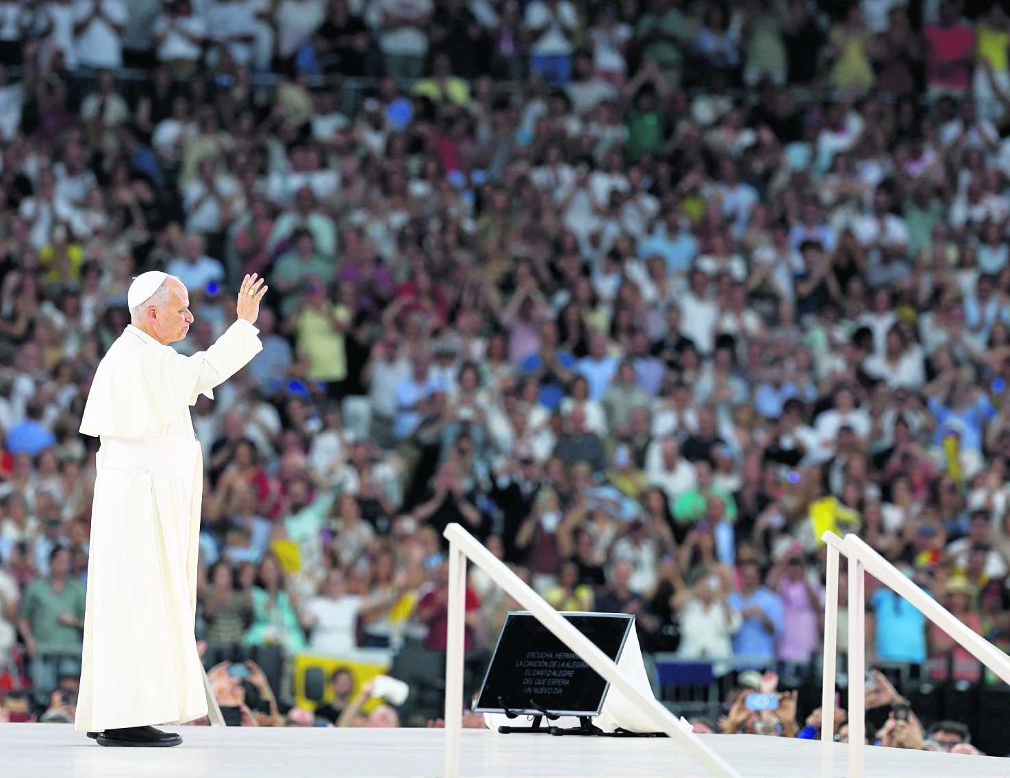 El Vaticano rechaza la interpretación política de las críticas del Papa