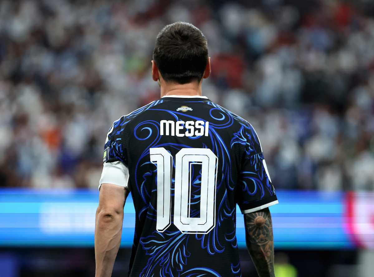 Messi enfatiza el esfuerzo colectivo de Argentina antes de la final del Mundial
