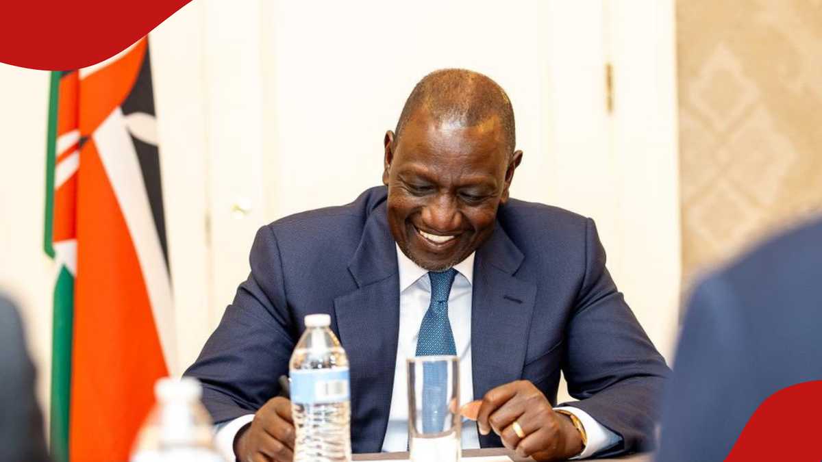 Government Announces Civil Servants' Salary Hike and Payroll Reforms